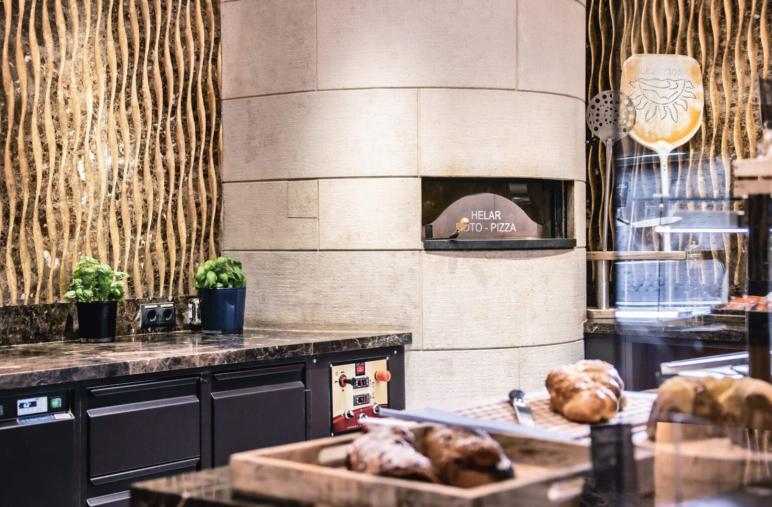 Pizza Ofen im Stock Resort in Finkenberg von FHE GASTRO