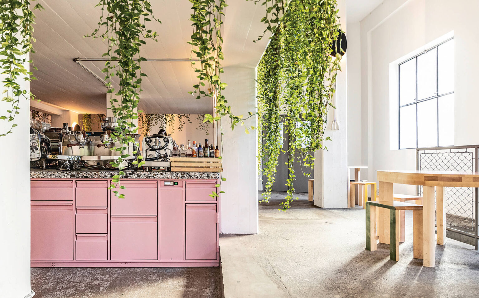 Bunte Akzente im Stahlsilo SiloSilo Bunte Akzente im Stahlsilo SiloSilo