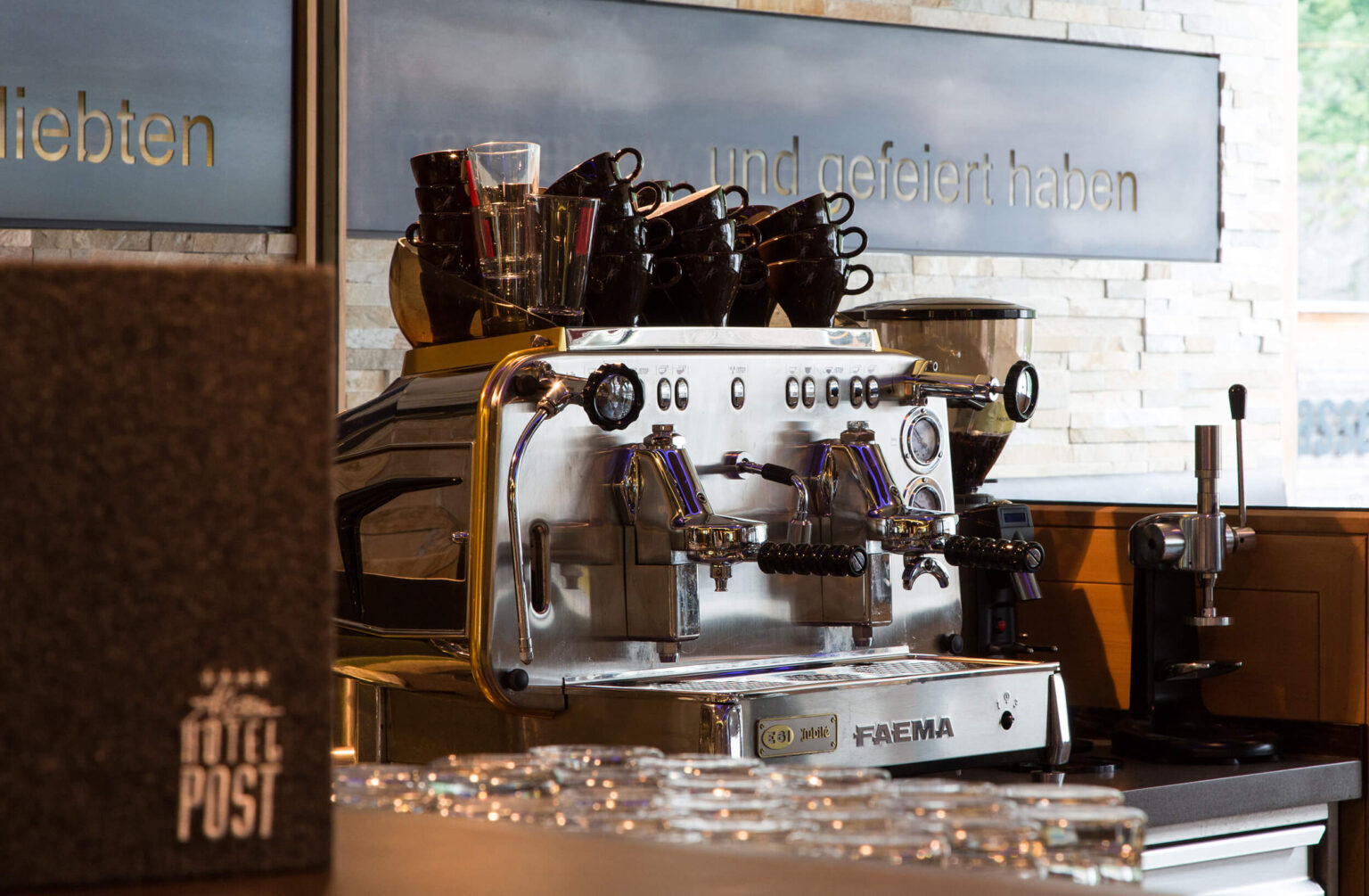 Kaffemaschine des Hotel Post in Au Kaffemaschine des Hotel Post in Au